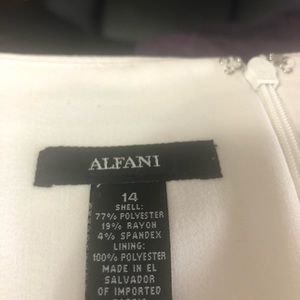 Alfani white straight skirt